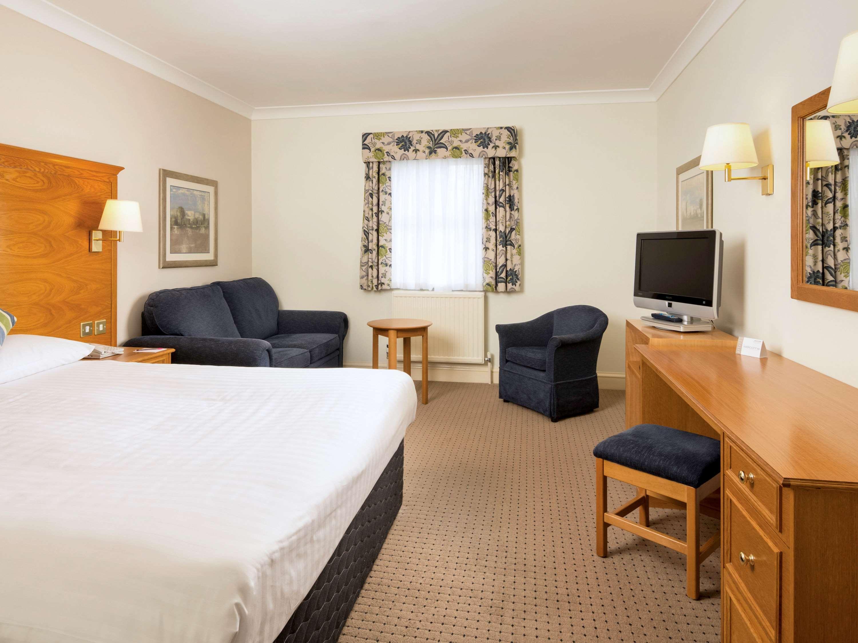 Mercure Bristol North The Grange Hotel Winterbourne Buitenkant foto