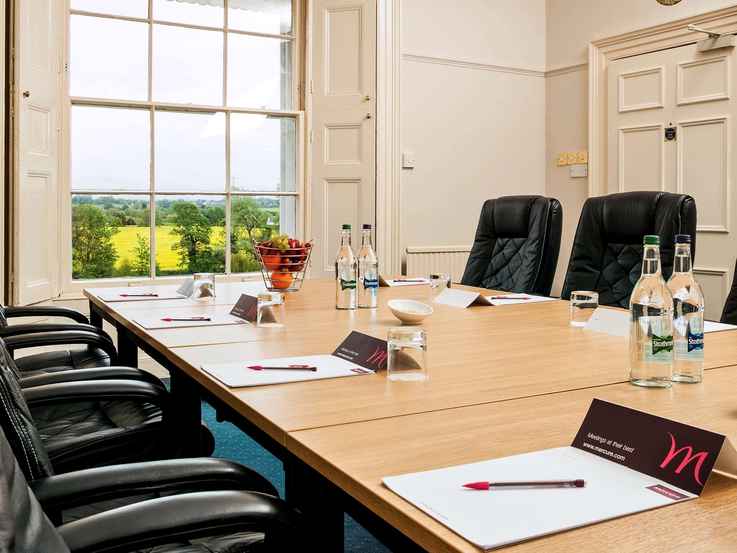 Mercure Bristol North The Grange Hotel Winterbourne Buitenkant foto