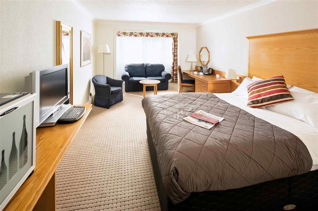 Mercure Bristol North The Grange Hotel Winterbourne Buitenkant foto